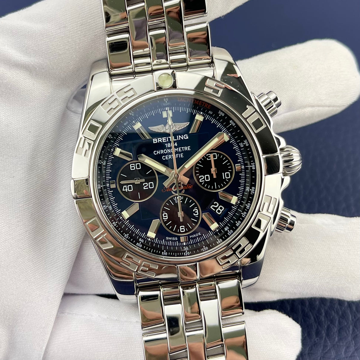 Breitling Chronomat 44 B01